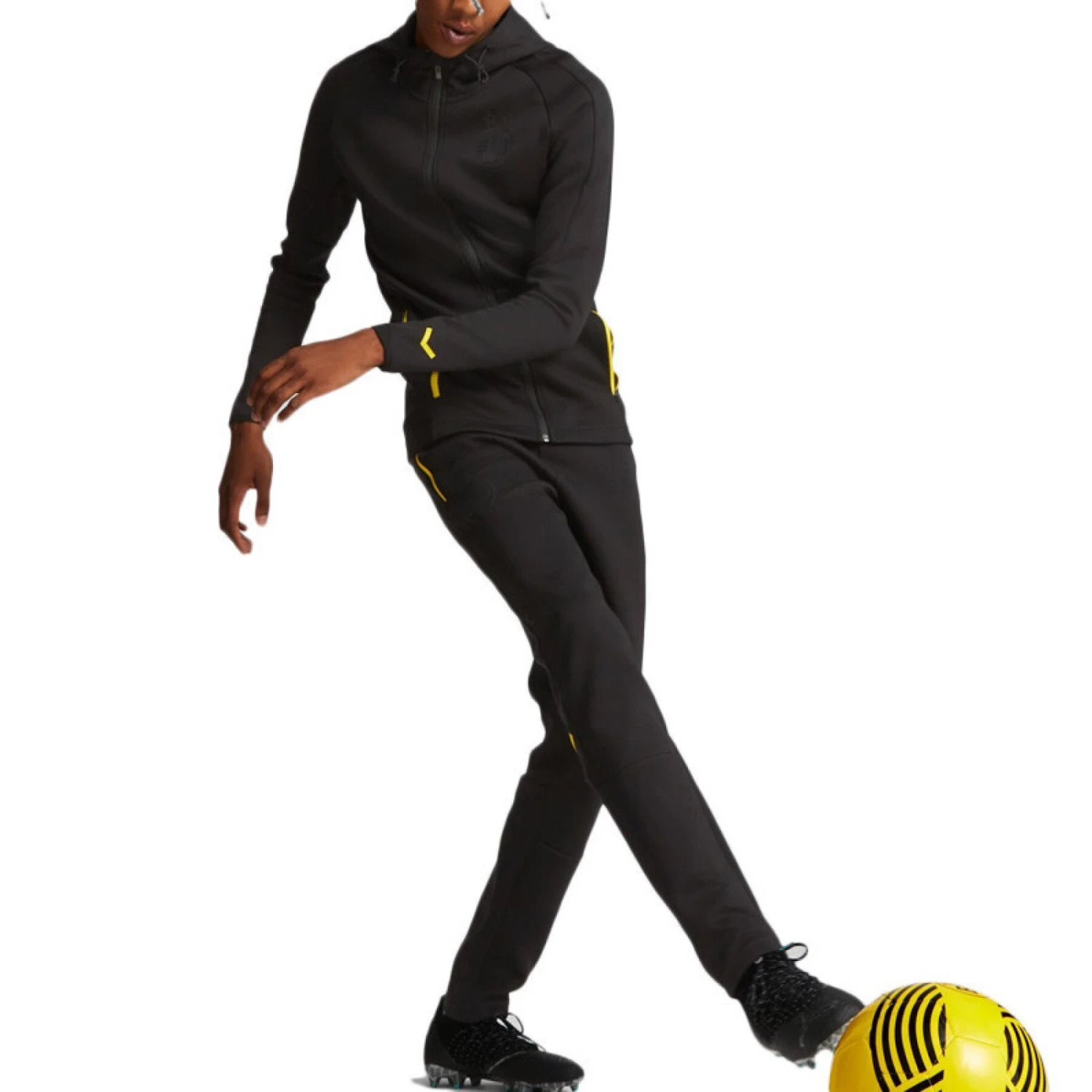 Puma Kapuzenjacke Borussia Dortmund 2022/23 6 Puma Kapuzenjacke Borussia Dortmund 2022/23 – Bild 4