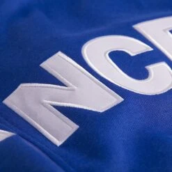 Titelseite -ADIDAS Verkäufe 812 image2 france 2098