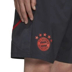 ADIDAS Short Bayern Munich Downtime Condivo 2022/23 14 ADIDAS Short Bayern Munich Downtime Condivo 2022/23 -ADIDAS Verkäufe adidas hb0613 6 apparel on model detail view 1 white