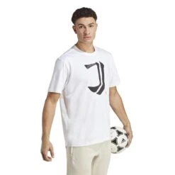 ADIDAS Trikot Juventus Turin Chinese Story 2022/23 -ADIDAS Verkäufe adidas hs9803 7 apparel on model walking view white