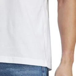 ADIDAS T-Shirt Real Madrid Graphic -ADIDAS Verkäufe adidas ht6463 8 apparel on model detail view 2 white