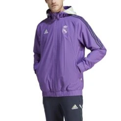 ADIDAS Wasserdichte Jacke Real Madrid Condivo 2022/23 All-Weather 2022/23 -ADIDAS Verkäufe adidas ht8796 4 apparel on model front view white