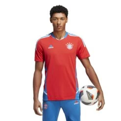 ADIDAS Trainingstrikot Bayern Munich Condivo Pro 2022/23 -ADIDAS Verkäufe adidas hu1276 7 apparel on model walking view white