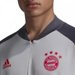 ADIDAS Bayern Ultimative Sweatshirt 2020/21 20 ADIDAS Bayern Ultimative Sweatshirt 2020/21 -ADIDAS Verkäufe fr5338 app on model detail 1 white