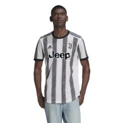 ADIDAS Authentisches Heimtrikot Juventus Turin 2022/23 21 ADIDAS Authentisches Heimtrikot Juventus Turin 2022/23 -ADIDAS Verkäufe h38902 4 apparel on model standard view white