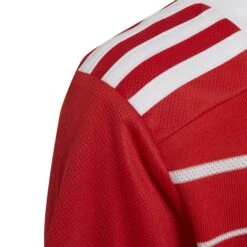 ADIDAS Heimtrikot Kind Bayern Munich 2022/23 16 ADIDAS Heimtrikot Kind Bayern Munich 2022/23 -ADIDAS Verkäufe h64102 7 apparel photography detail view 2 white