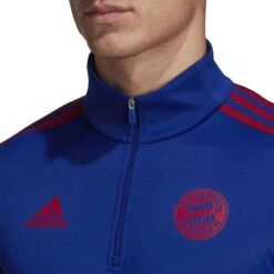 ADIDAS Fc Jacke Bayern Munich Haut Tiro Warm 2021/22 14 ADIDAS Fc Jacke Bayern Munich Haut Tiro Warm 2021/22 -ADIDAS Verkäufe ha2542 app on model detail 1 white