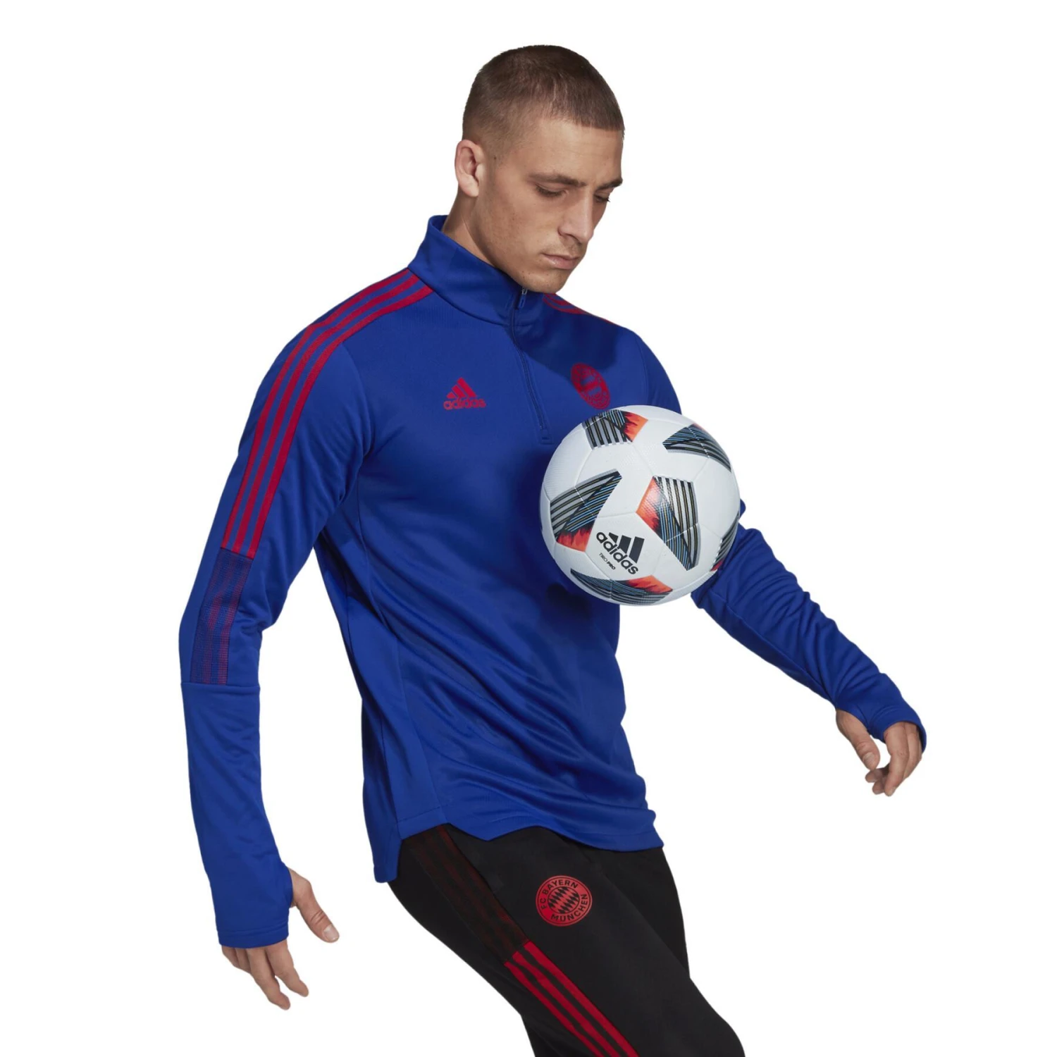 ADIDAS Fc Jacke Bayern Munich Haut Tiro Warm 2021/22 10 ADIDAS Fc Jacke Bayern Munich Haut Tiro Warm 2021/22 – Bild 8