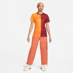Nike Heimtrikot Der Frauen Galatasaray 2022/23 -ADIDAS Verkäufe nike dm1693 837 phsym003 new