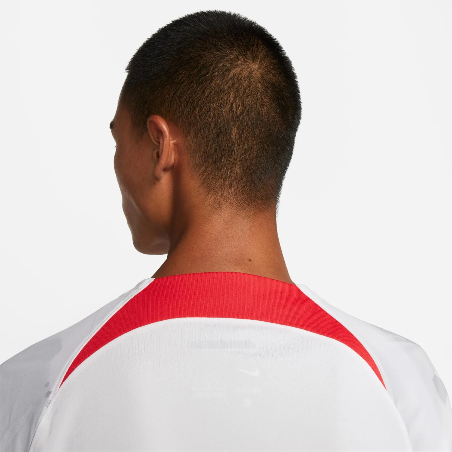 Nike Heimtrikot RB Leipzig 2022/23 10 Nike Heimtrikot RB Leipzig 2022/23 – Bild 8