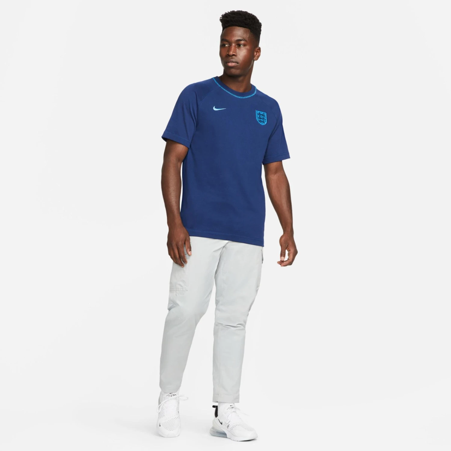 Nike T-Shirt Weltmeisterschaft 2022 Angleterre Swoosh Fed 8 Nike T-Shirt Weltmeisterschaft 2022 Angleterre Swoosh Fed – Bild 6