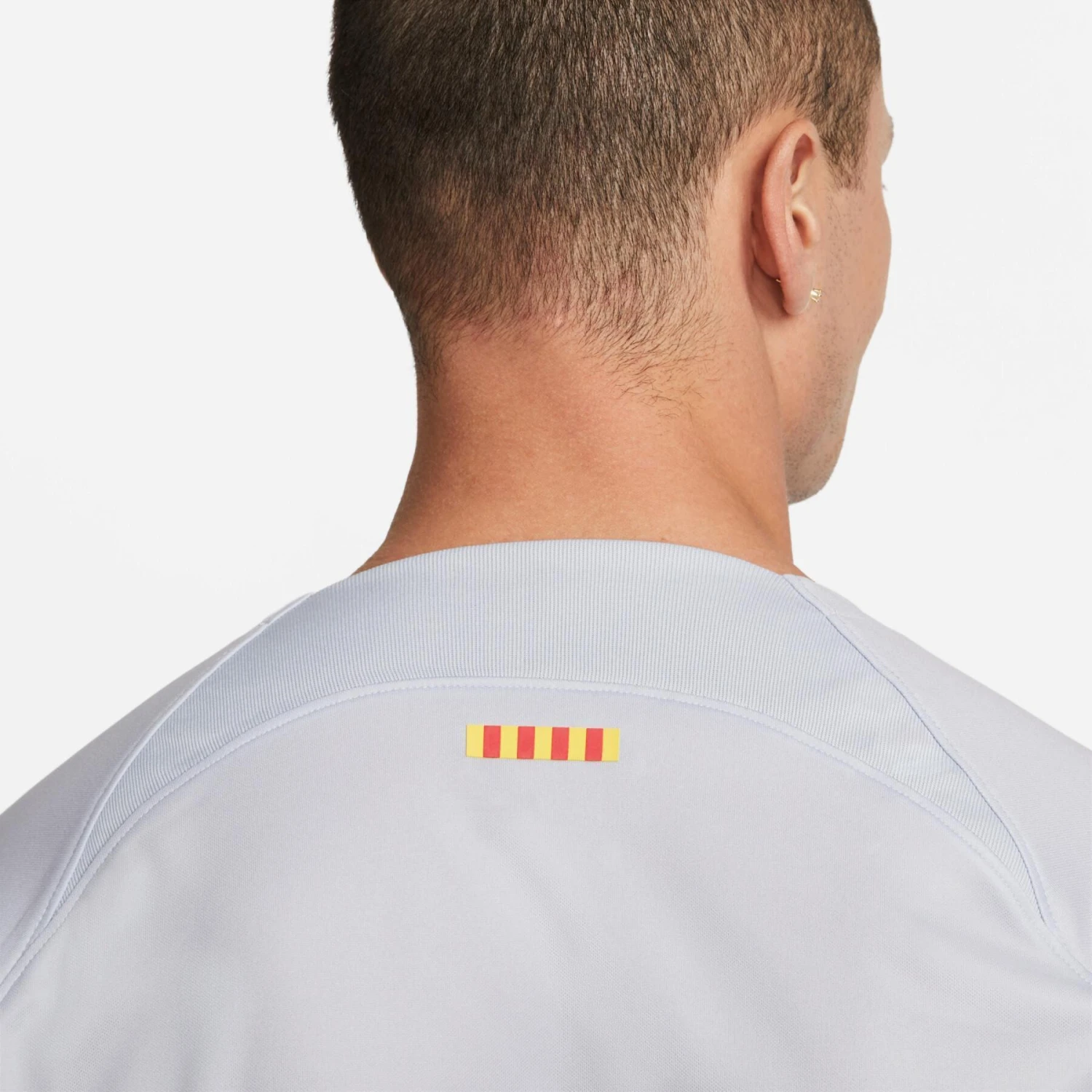 Nike Drittliga-Trikot FC Barcelone 2022/23 10 Nike Drittliga-Trikot FC Barcelone 2022/23 – Bild 8