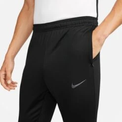 Nike Trainingsanzug FC Barcelone 2022/23 -ADIDAS Verkäufe nike dn2889 010 phsym005 new